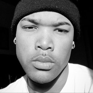 Meet your Posher, Khoury